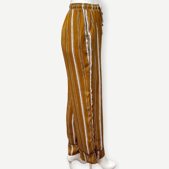 5/$20 
Emory PARK golden‎ yellow striped pant - Picture 2 of 6